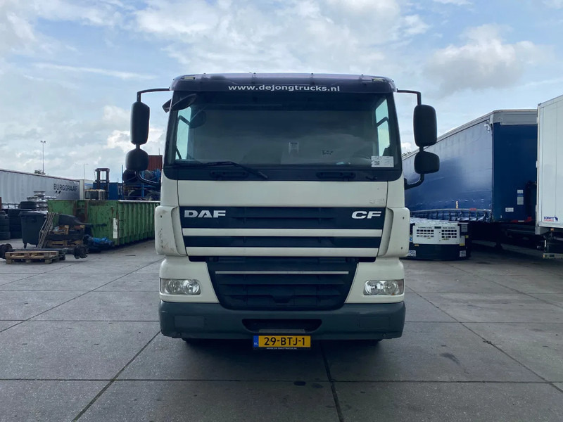 DAF CF 85.410 Sleepcab / ENGINE DAMAGE / ADR / Euro-5 - Tractor truck: picture 2 DAF CF 85.410 Sleepcab / ENGINE DAMAGE / ADR / Euro-5 - Tractor truck: picture 2