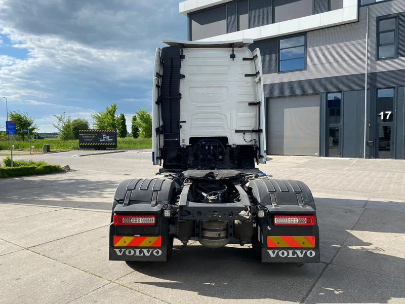 Volvo FH 13.500 Globetrotter XL / I-Park Cool / 2x Tank / Euro 6D - Tractor truck: picture 5 Volvo FH 13.500 Globetrotter XL / I-Park Cool / 2x Tank / Euro 6D - Tractor truck: picture 5