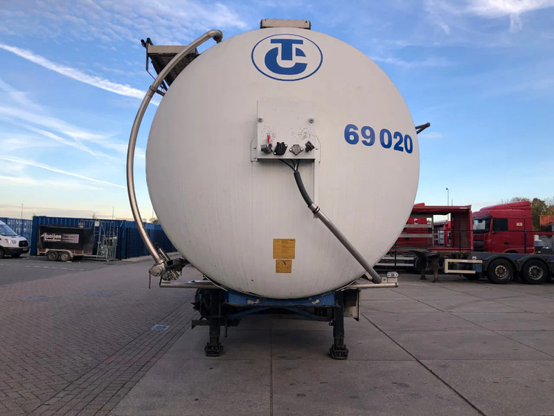 Van Hool Tank / 33.280 LT / 4 compartments / ADR / Inox - Tanker semi-trailer: picture 5 Van Hool Tank / 33.280 LT / 4 compartments / ADR / Inox - Tanker semi-trailer: picture 5