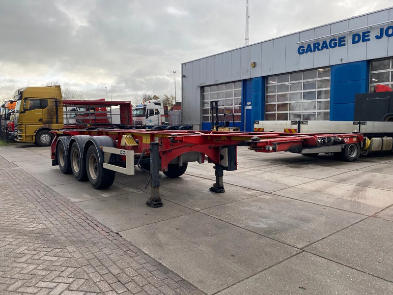 Container transporter/ Swap body semi-trailer Van Hool Tank chassis / ADR / BPW + DISC / 20-30 FT: picture 6 Container transporter/ Swap body semi-trailer Van Hool Tank chassis / ADR / BPW + DISC / 20-30 FT: picture 6