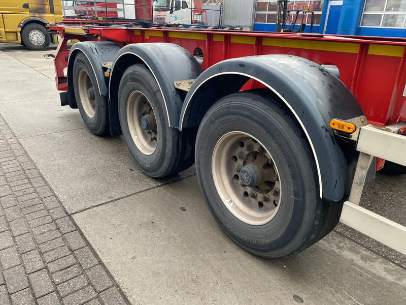 Container transporter/ Swap body semi-trailer Van Hool Tank chassis / ADR / BPW + DISC / 20-30 FT: picture 7 Container transporter/ Swap body semi-trailer Van Hool Tank chassis / ADR / BPW + DISC / 20-30 FT: picture 7