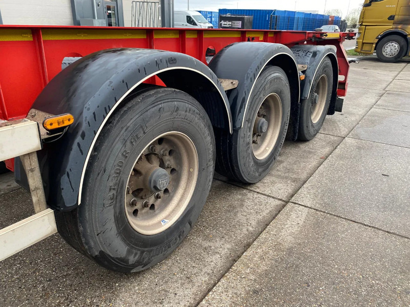 Container transporter/ Swap body semi-trailer Van Hool Tank chassis / ADR / BPW + DISC / 20-30 FT: picture 8 Container transporter/ Swap body semi-trailer Van Hool Tank chassis / ADR / BPW + DISC / 20-30 FT: picture 8