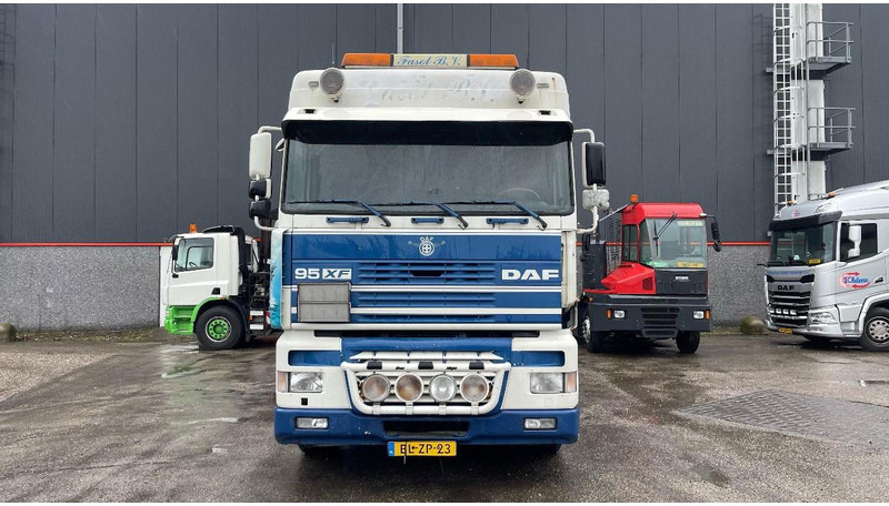 DAF TE47XS Manual HOLLAND TRUCK - Tractor truck: picture 3 DAF TE47XS Manual HOLLAND TRUCK - Tractor truck: picture 3