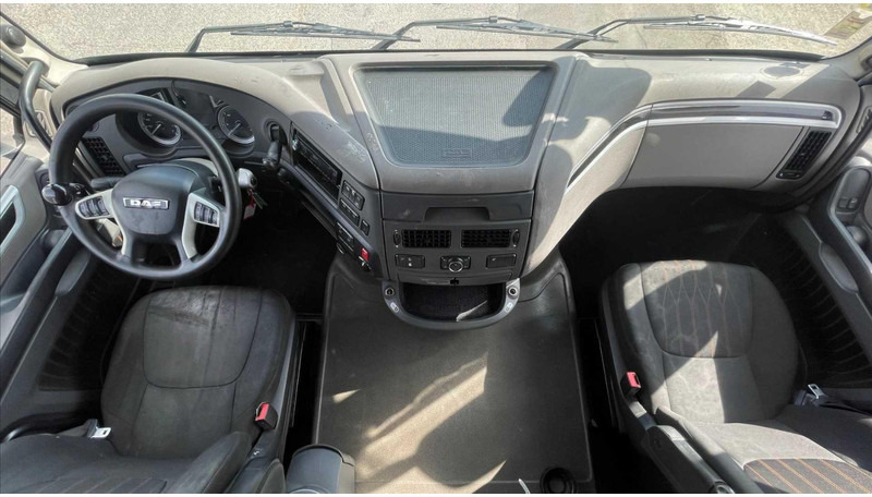 DAF XF 530 Retarder+ Kipperhydrauliek+ koelkast leasing DAF XF 530 Retarder+ Kipperhydrauliek+ koelkast: picture 14 DAF XF 530 Retarder+ Kipperhydrauliek+ koelkast leasing DAF XF 530 Retarder+ Kipperhydrauliek+ koelkast: picture 14