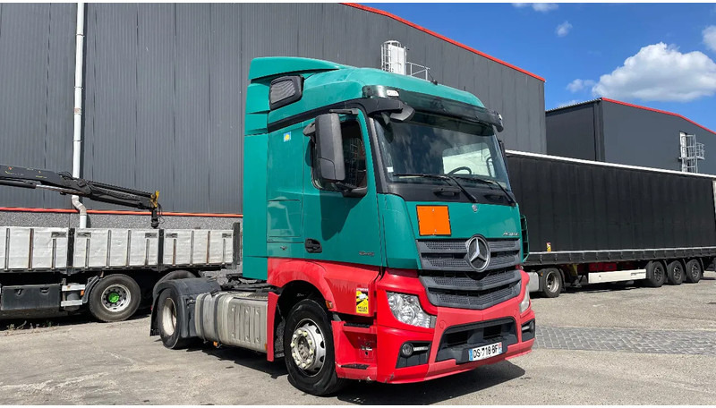Mercedes-Benz Actros 1845 RETARDER - Tractor truck: picture 3 Mercedes-Benz Actros 1845 RETARDER - Tractor truck: picture 3
