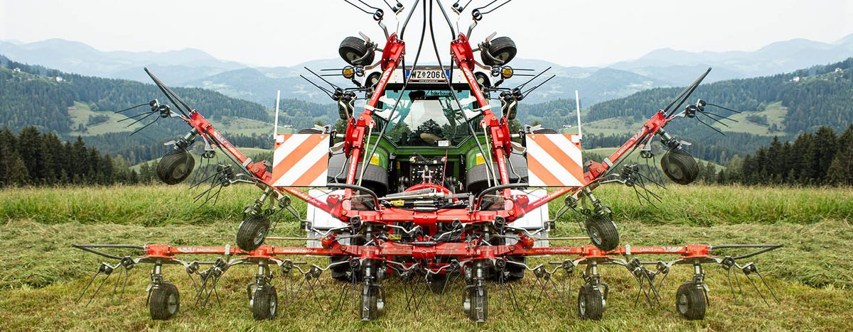 Fella Sanos 601 DN Fendt Twister 601 DN - Tedder/ Rake: picture 2 Fella Sanos 601 DN Fendt Twister 601 DN - Tedder/ Rake: picture 2