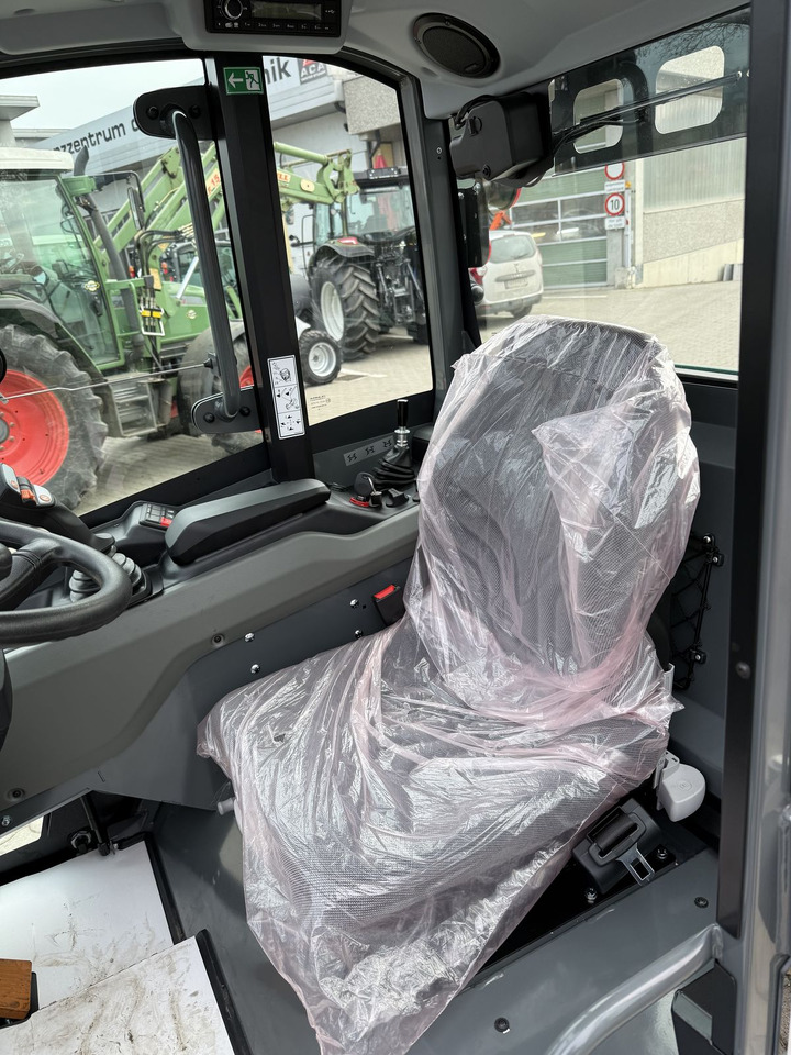 Kramer KL14.5 - Compact loader: picture 5 Kramer KL14.5 - Compact loader: picture 5