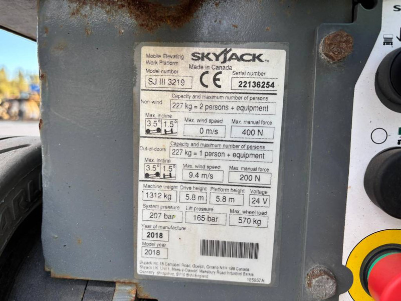 Skyjack SJ III 3219 - Scissor lift: picture 5 Skyjack SJ III 3219 - Scissor lift: picture 5