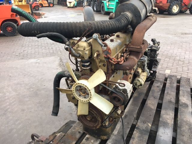 DAF 825 - Engine: picture 4 DAF 825 - Engine: picture 4