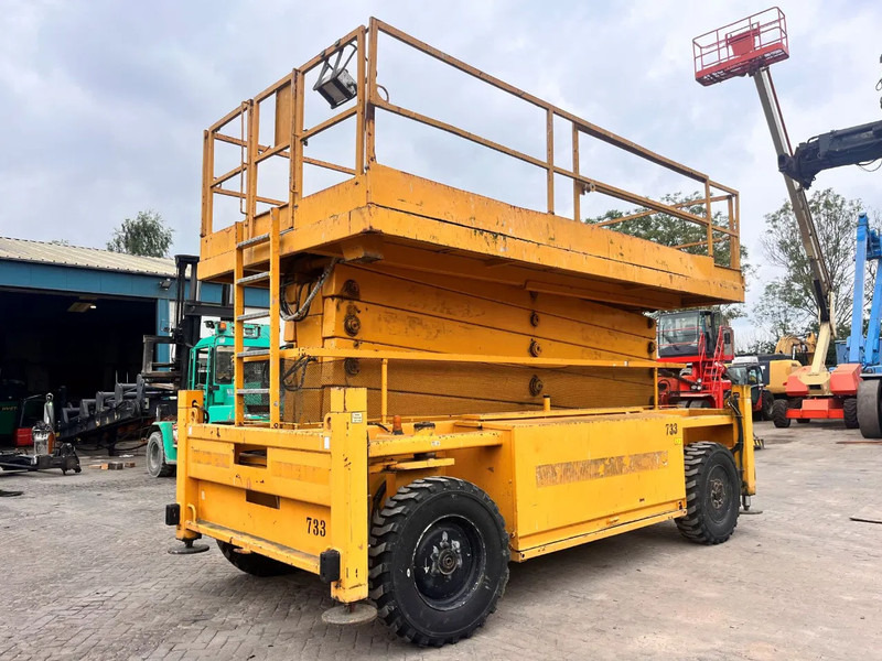 Liftlux SL210-25 D4WDS-P - Scissor lift: picture 4 Liftlux SL210-25 D4WDS-P - Scissor lift: picture 4