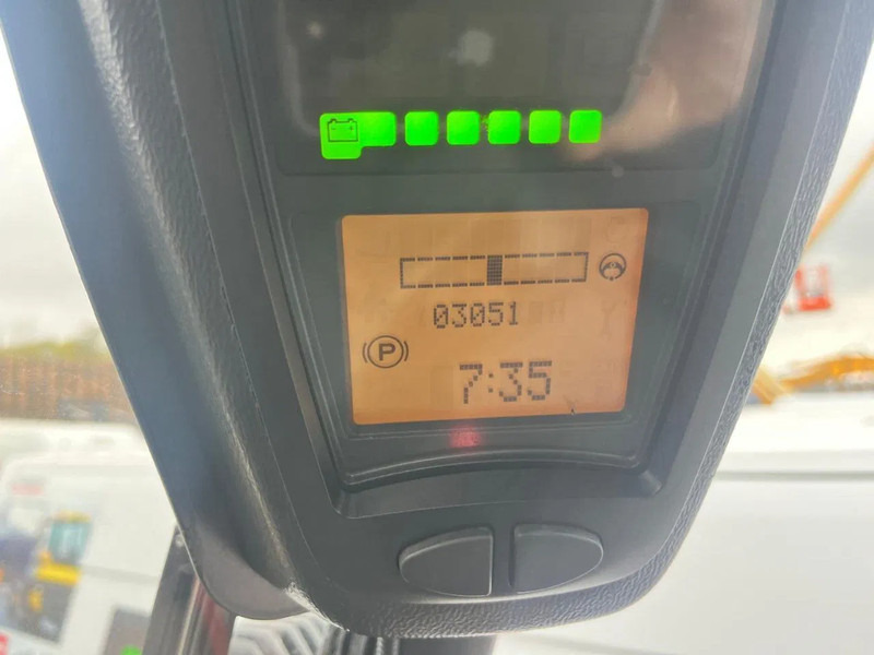 Electric forklift Linde E70-01: picture 14