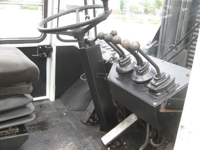 Diesel forklift Svetruck 15120-35: picture 14 Diesel forklift Svetruck 15120-35: picture 14