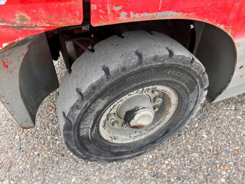 LPG forklift Toyota 42- 7FGF15: picture 12