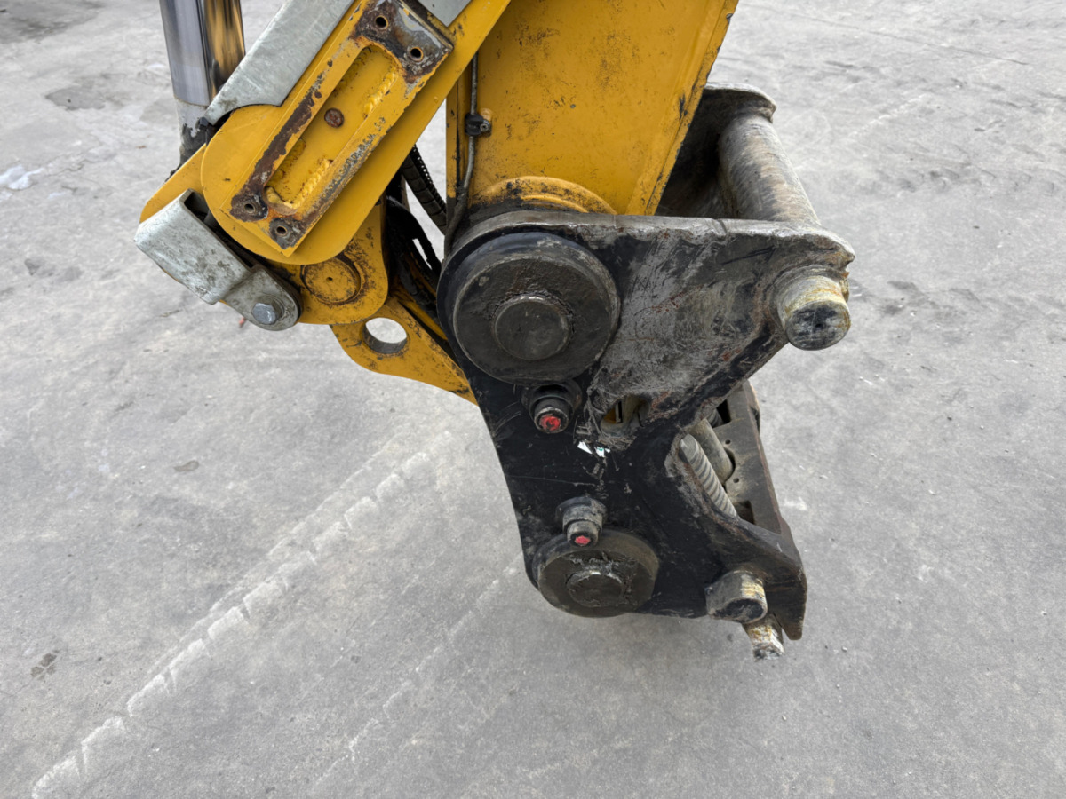 Wheel excavator CATERPILLAR M320F Oilquick: picture 8