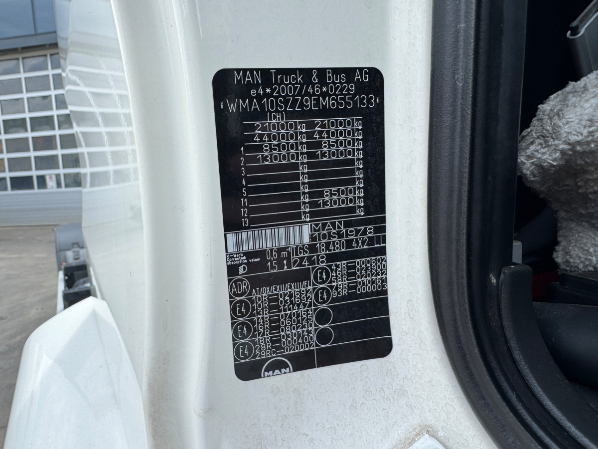 Cab chassis truck MAN TGS 18.480: picture 15