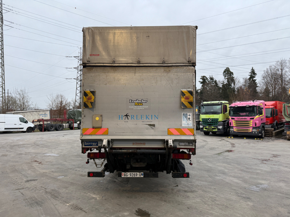 SCANIA 164 580 V8 4x2 - Curtain side truck: picture 5 SCANIA 164 580 V8 4x2 - Curtain side truck: picture 5