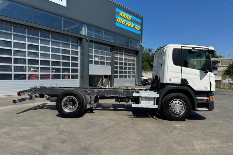 Scania P400 4x2 Chassis - Cab chassis truck: picture 4 Scania P400 4x2 Chassis - Cab chassis truck: picture 4