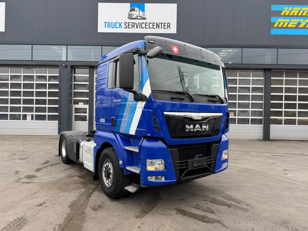 MAN TGX 18.480 4x4H Hydraulik&Kompressor - Tractor truck: picture 3 MAN TGX 18.480 4x4H Hydraulik&Kompressor - Tractor truck: picture 3