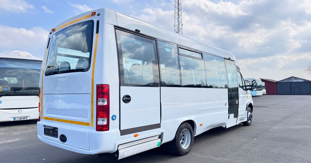 Irisbus Iveco / DURISOTTI / -28miejsc /euro5/ mała klima / winda / 114000 zł netto - Minibus, Passenger van: picture 4 Irisbus Iveco / DURISOTTI / -28miejsc /euro5/ mała klima / winda / 114000 zł netto - Minibus, Passenger van: picture 4