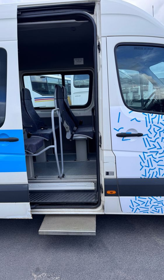 Minibus, Passenger van Volkswagen Crafter / 23 miejsca / Cena:67000 zł netto: picture 12