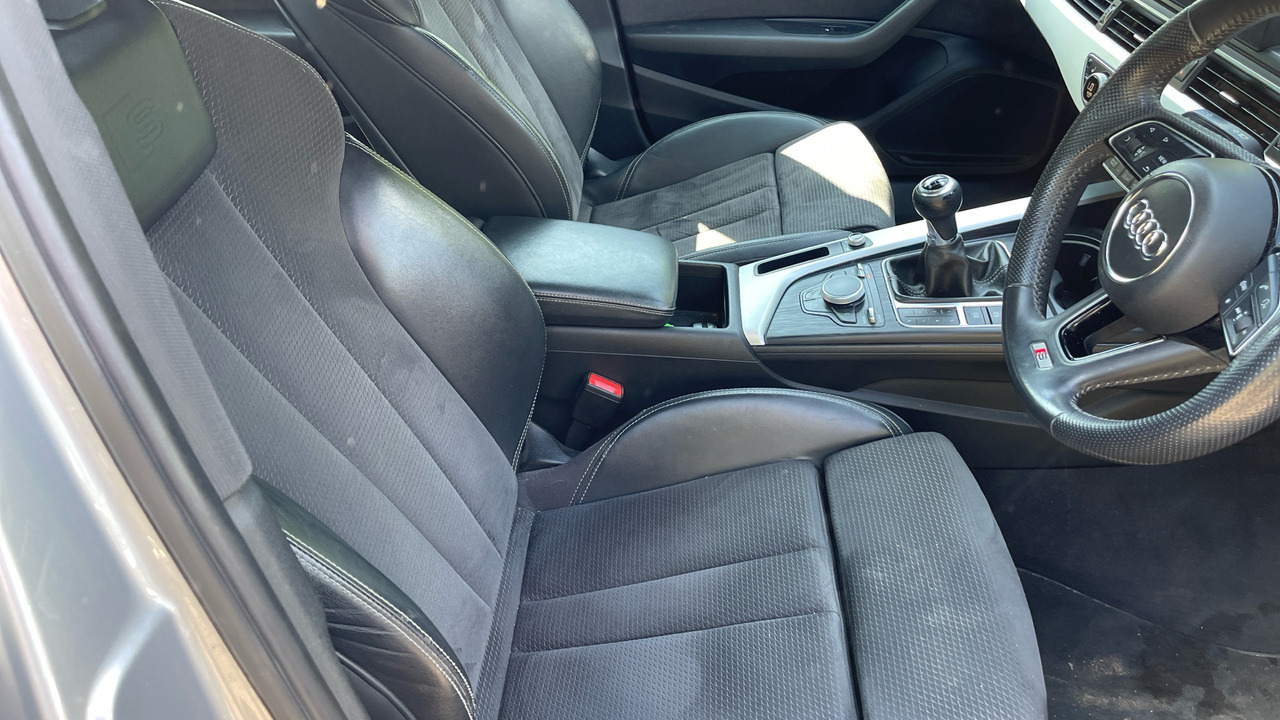 AUDI A4 1.4T FSI S Line 150Ps - Sedan: picture 5 AUDI A4 1.4T FSI S Line 150Ps - Sedan: picture 5
