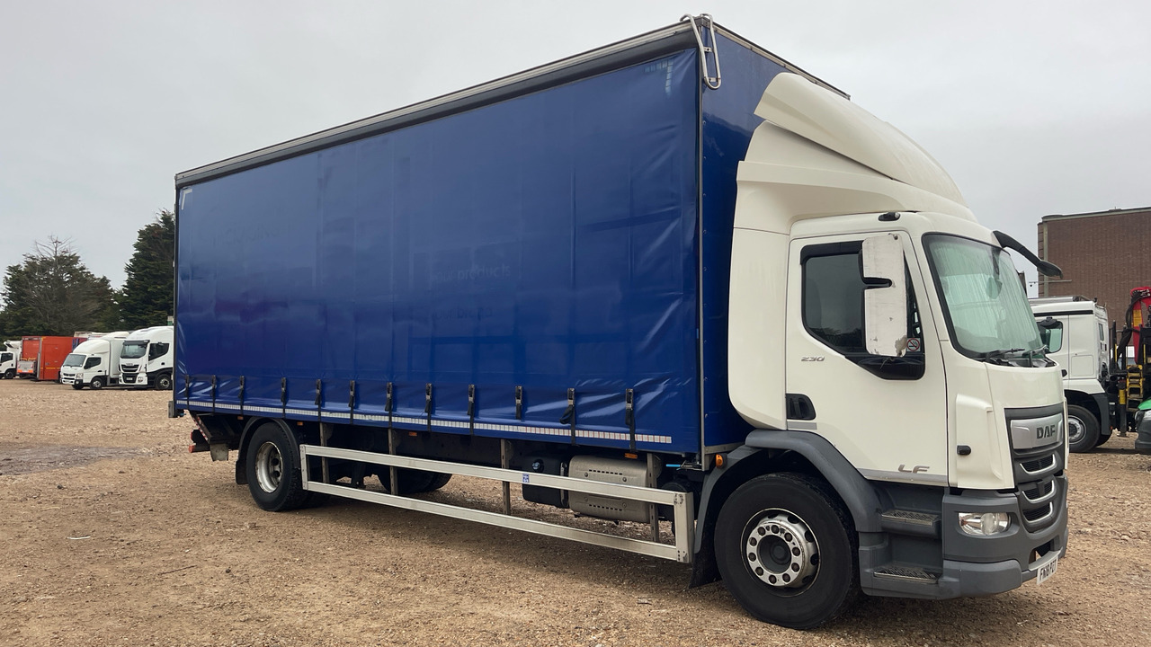 Daf LF 230 - Curtain side truck: picture 1 Daf LF 230 - Curtain side truck: picture 1