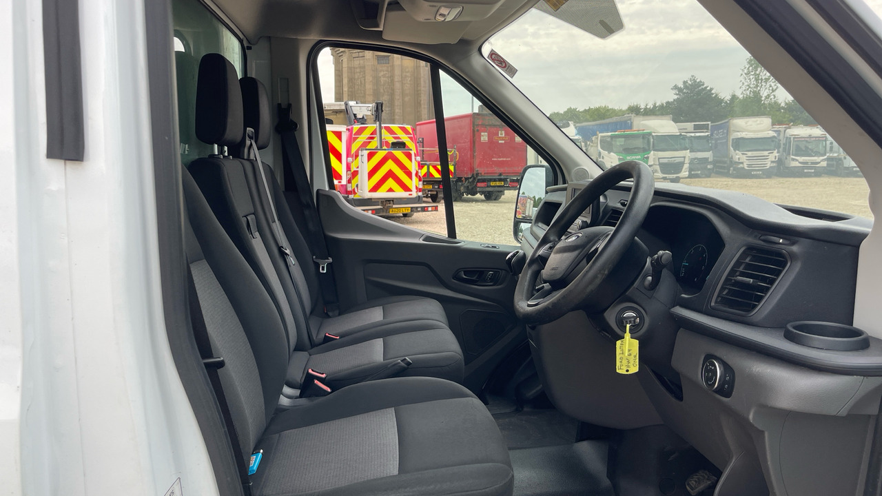 FORD TRANSIT 2.0 ECOBLUE 130PS - Closed box van: picture 5 FORD TRANSIT 2.0 ECOBLUE 130PS - Closed box van: picture 5
