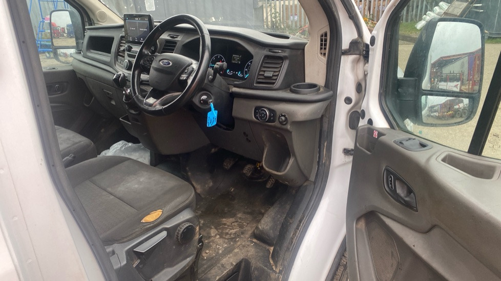 FORD TRANSIT 350 2.0 ECOBLUE TREND 130PS - Panel van: picture 5 FORD TRANSIT 350 2.0 ECOBLUE TREND 130PS - Panel van: picture 5