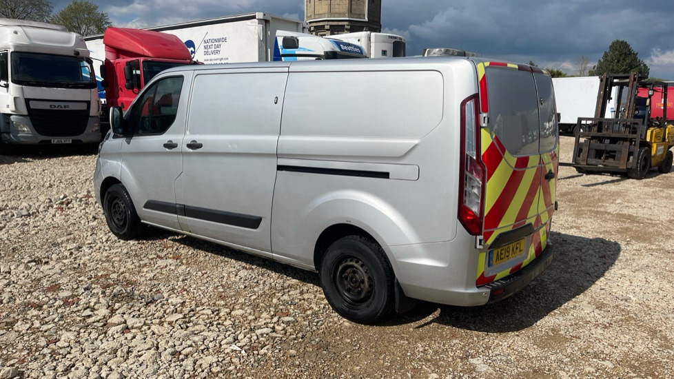 FORD TRANSIT CUSTOM 300 TREND 2.0 ECOBLUE 105PS - Panel van: picture 3 FORD TRANSIT CUSTOM 300 TREND 2.0 ECOBLUE 105PS - Panel van: picture 3