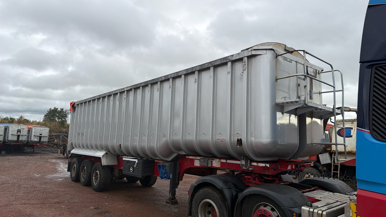 FRUEHAUF - Tipper semi-trailer: picture 3 FRUEHAUF - Tipper semi-trailer: picture 3