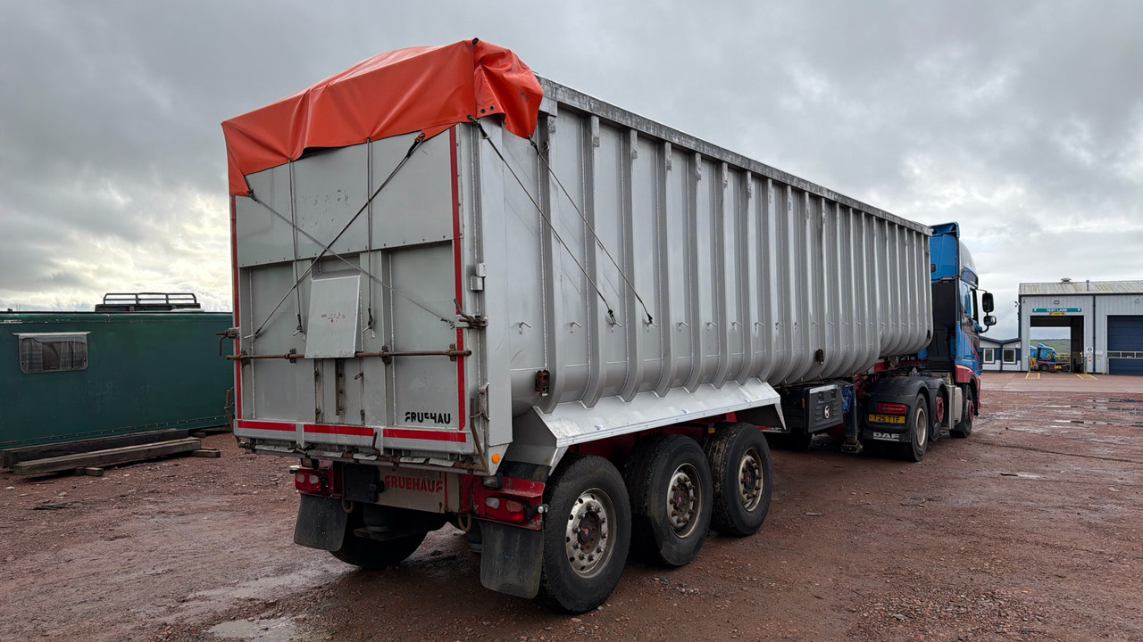 FRUEHAUF - Tipper semi-trailer: picture 5 FRUEHAUF - Tipper semi-trailer: picture 5
