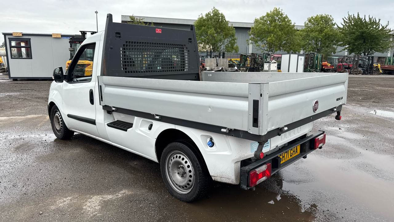 Fiat Doblo 1.6 Multijet 16V - Open body delivery van: picture 3 Fiat Doblo 1.6 Multijet 16V - Open body delivery van: picture 3