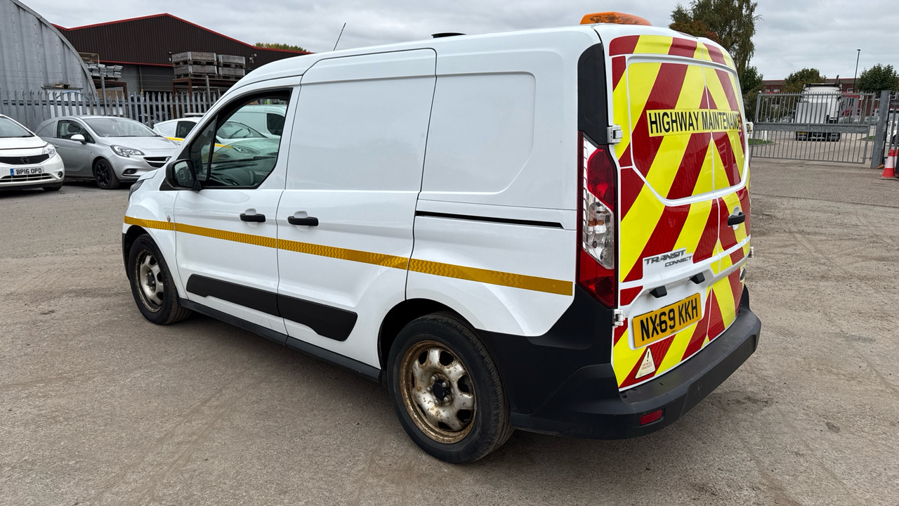 Ford Transit Connect 200 1.5 EcoBlue 75ps - Small van: picture 3 Ford Transit Connect 200 1.5 EcoBlue 75ps - Small van: picture 3
