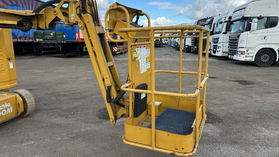 GENIE 230/20N - Truck with aerial platform: picture 5 GENIE 230/20N - Truck with aerial platform: picture 5