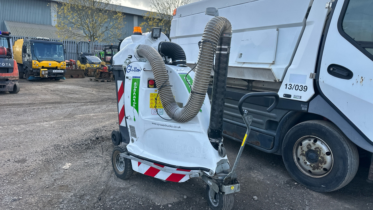 GLUTTON COLLECT 2411 - Construction equipment: picture 1 GLUTTON COLLECT 2411 - Construction equipment: picture 1