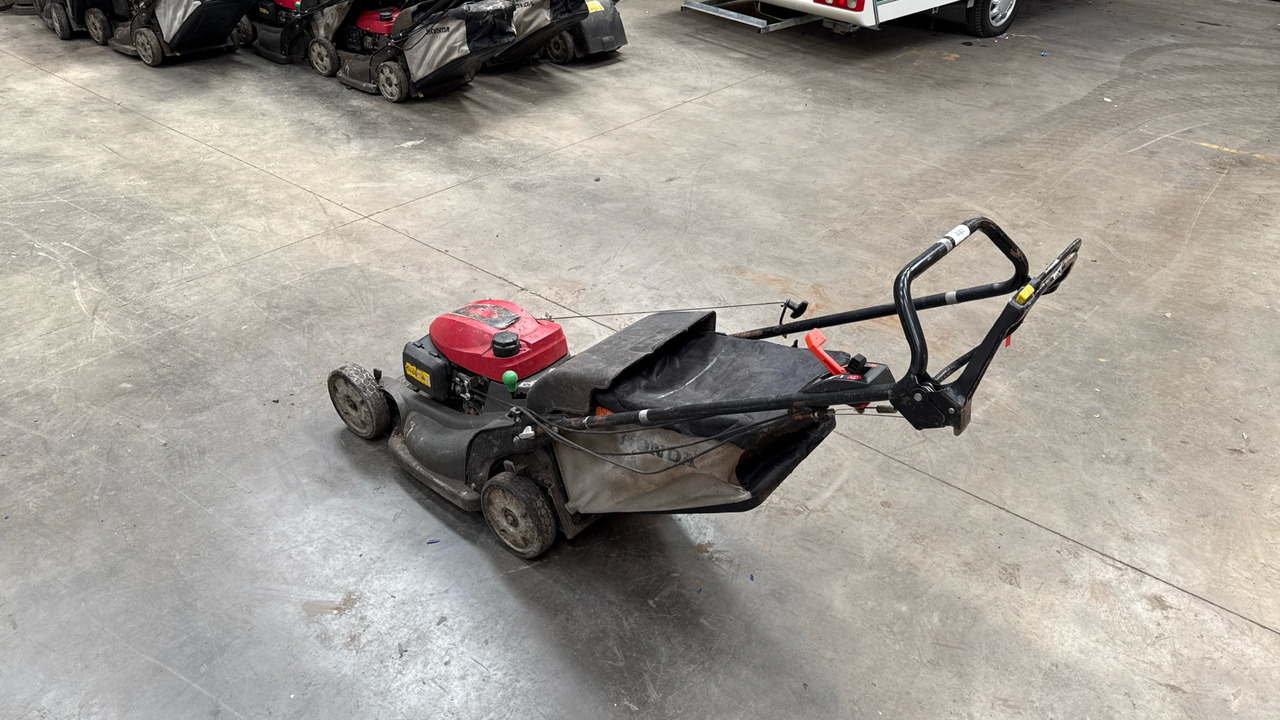 HONDA HRX537 C5HYE - Construction equipment: picture 4 HONDA HRX537 C5HYE - Construction equipment: picture 4