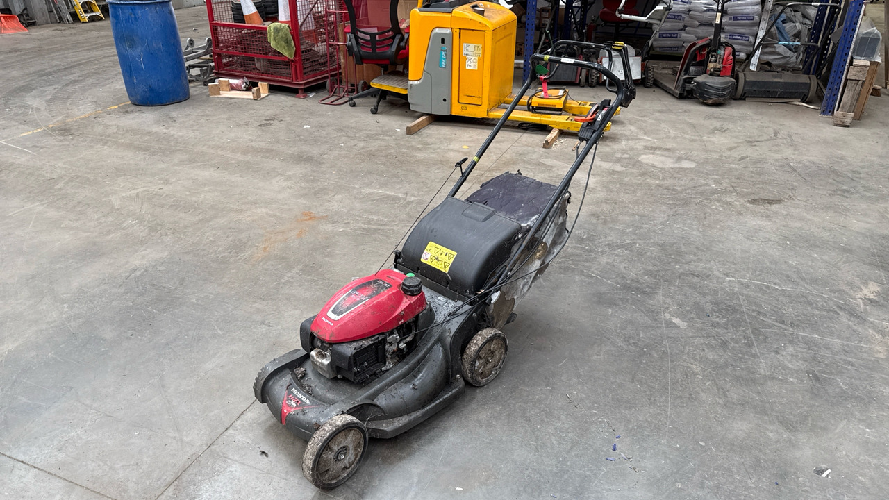HONDA HRX537 C5HYE - Construction equipment: picture 1 HONDA HRX537 C5HYE - Construction equipment: picture 1