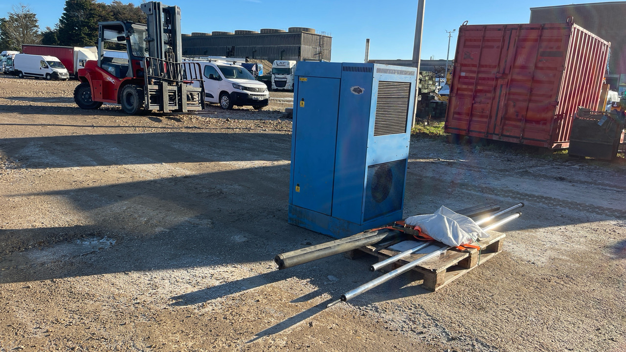 HYDROVANE HV22RS - Construction equipment: picture 3 HYDROVANE HV22RS - Construction equipment: picture 3