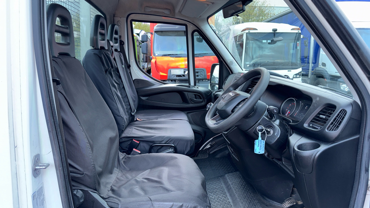 IVECO DAILY 35-140 - Open body delivery van: picture 5 IVECO DAILY 35-140 - Open body delivery van: picture 5