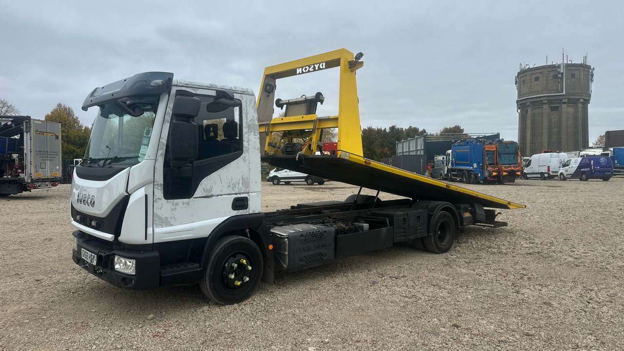 IVECO EUROCARGO 100-190 - Tow truck: picture 2 IVECO EUROCARGO 100-190 - Tow truck: picture 2