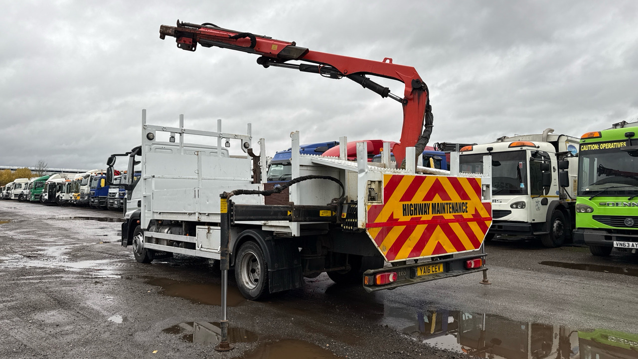 IVECO EUROCARGO 120-190 - Dropside/ Flatbed truck, Crane truck: picture 3 IVECO EUROCARGO 120-190 - Dropside/ Flatbed truck, Crane truck: picture 3