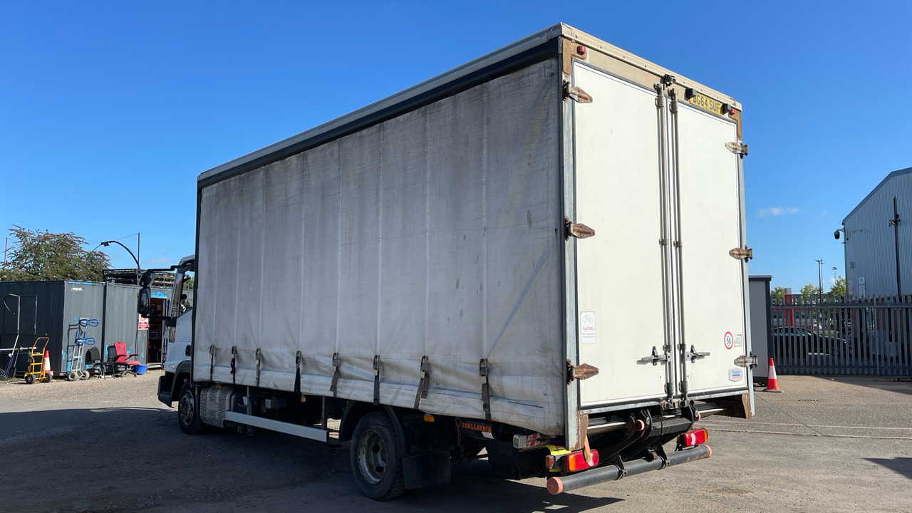 IVECO EUROCARGO 75E - Curtain side truck: picture 3 IVECO EUROCARGO 75E - Curtain side truck: picture 3