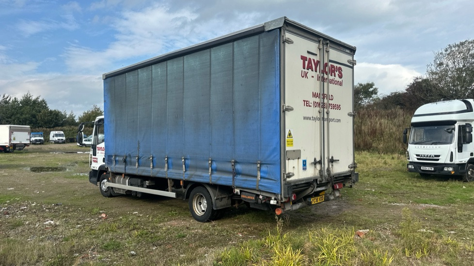 IVECO EUROCARGO 75E16 - Curtain side truck: picture 3 IVECO EUROCARGO 75E16 - Curtain side truck: picture 3