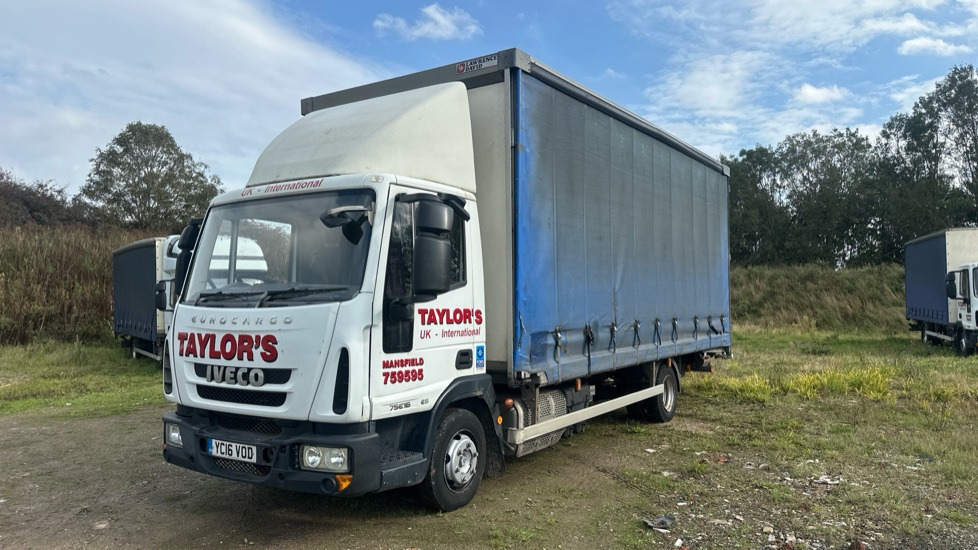 IVECO EUROCARGO 75E16 - Curtain side truck: picture 2 IVECO EUROCARGO 75E16 - Curtain side truck: picture 2