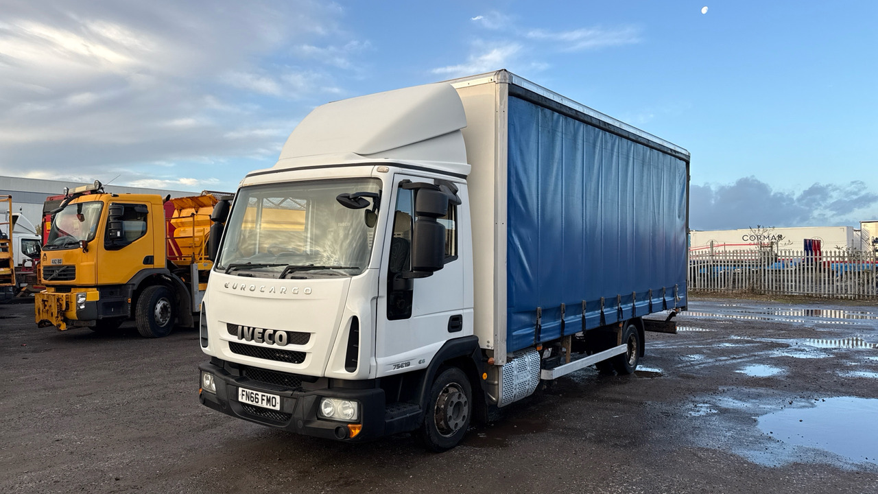 IVECO EUROCARGO 75E19S - Curtain side truck: picture 2 IVECO EUROCARGO 75E19S - Curtain side truck: picture 2