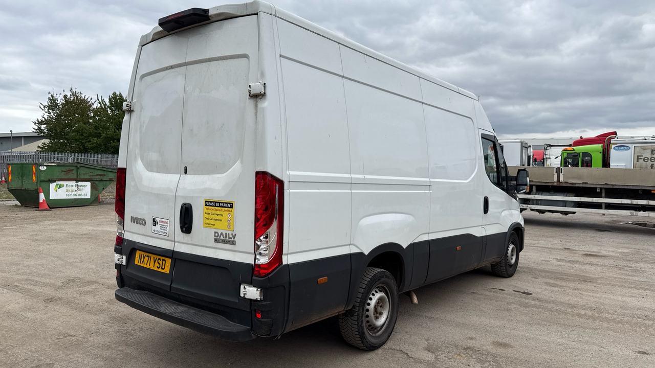 Iveco Daily 35-140 2.3 3520 WB - Panel van: picture 4 Iveco Daily 35-140 2.3 3520 WB - Panel van: picture 4