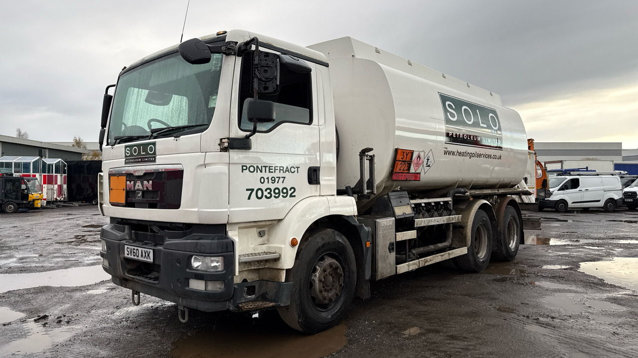 MAN TG-M 26.340 - Tanker truck: picture 2 MAN TG-M 26.340 - Tanker truck: picture 2