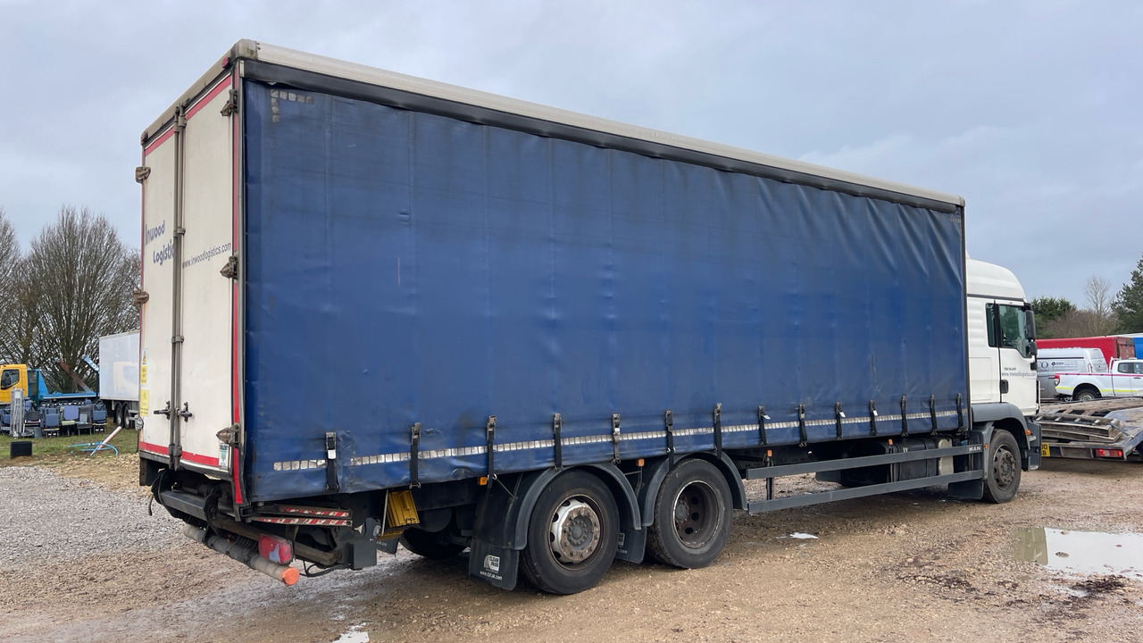 MAN TGM 26.340 - Curtain side truck: picture 5 MAN TGM 26.340 - Curtain side truck: picture 5