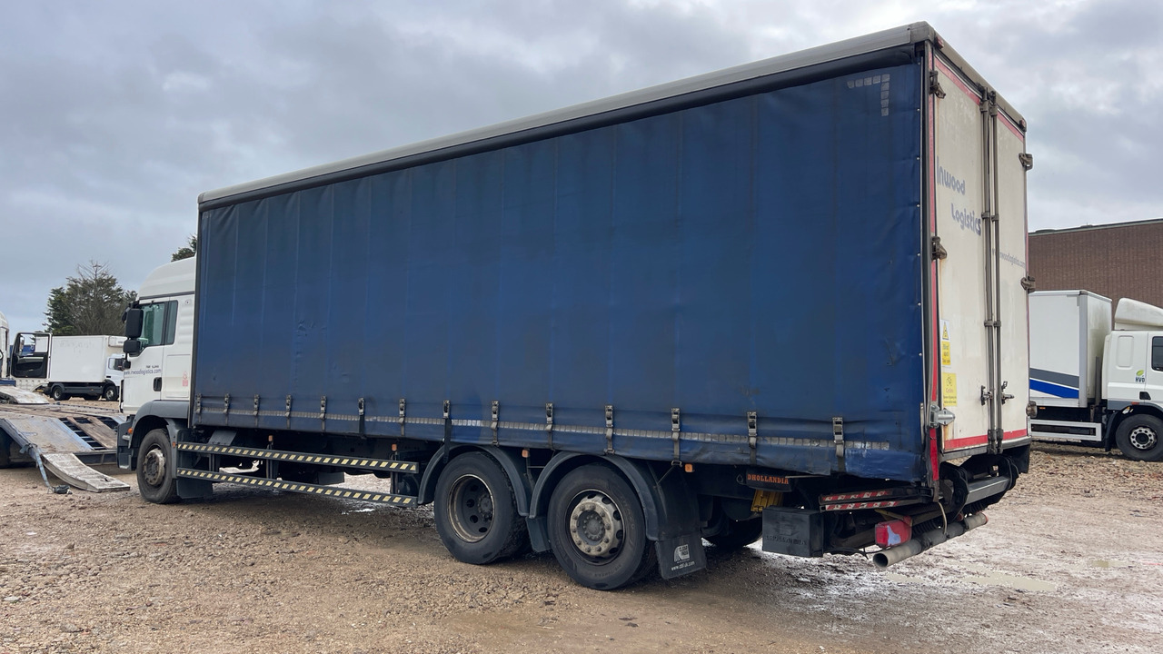 MAN TGM 26.340 - Curtain side truck: picture 4 MAN TGM 26.340 - Curtain side truck: picture 4