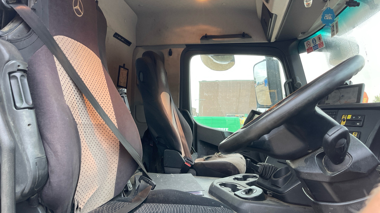 MERCEDES-BENZ AROCS - Tipper, Crane truck: picture 5 MERCEDES-BENZ AROCS - Tipper, Crane truck: picture 5